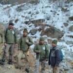 फूलों की घाटी में कैमरे में कैद हुए कस्तुरी मृग, स्नो लेपर्ड और मोनाल