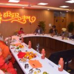 कुंभ मेला-2027 को लेकर मेला प्रशासन ने की अखाड़ों के साथ बैठक, अखाड़ों व साधु-संतों की सम्मति के अनुरूप कुंभ मेला के दिव्य एवं भव्य आयोजन की प्रतिबद्धता दोहराई गई, अमृत स्नान पर्वों पर निकाली जाएंगी भव्य पेशवाईयां