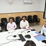 विकास योजनाओं के क्रियान्वयन में किसी भी प्रकार की शिथिलता एवं लापरवाही क्षम्य नहीं की जाएगी – डीएम मयूर दीक्षित