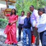 गरुड़चट्टी-नीलकंठ मोटर मार्ग का पैचवर्क हर हाल में 15 मई तक पूरा करें अधिकारी – डीएम स्वाति एस. भदौरिया