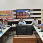 उद्योग मित्रों की समस्याओं को शीघ्रता से किया जाए निस्तारण – सीडीओ डॉ. ललित नारायण मिश्र