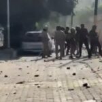 नोएडा फेज-2 में कर्मचारियों का उग्र प्रदर्शन, तोड़फोड़ और आगजनी से हालात तनावपूर्ण