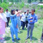 कमेड़ा गांव पहुंचीं डीएम स्वाति एस. भदौरिया, जन चौपाल में सुनी ग्रामीणों की समस्याएं, विकास योजनाओं का स्थलीय निरीक्षण कर अधिकारियों को दिए सख्त निर्देश