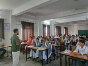 कोटद्वार : डिजिटल साक्षरता शिविर में विद्यार्थियों को साइबर सुरक्षा की जानकारी