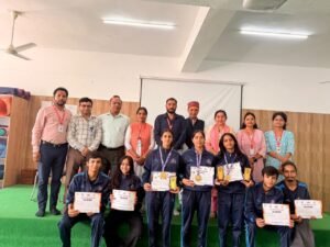 मुख्यमंत्री चैम्पियनशिप ट्रॉफी में श्री गुरु राम राय विश्वविद्यालय के योग विद्यार्थियों का शानदार प्रदर्शन, आर्टिस्टिक योगासन में दो स्वर्ण पदक जीतकर एसजीआरआर विश्वविद्यालय का नाम किया रोशन